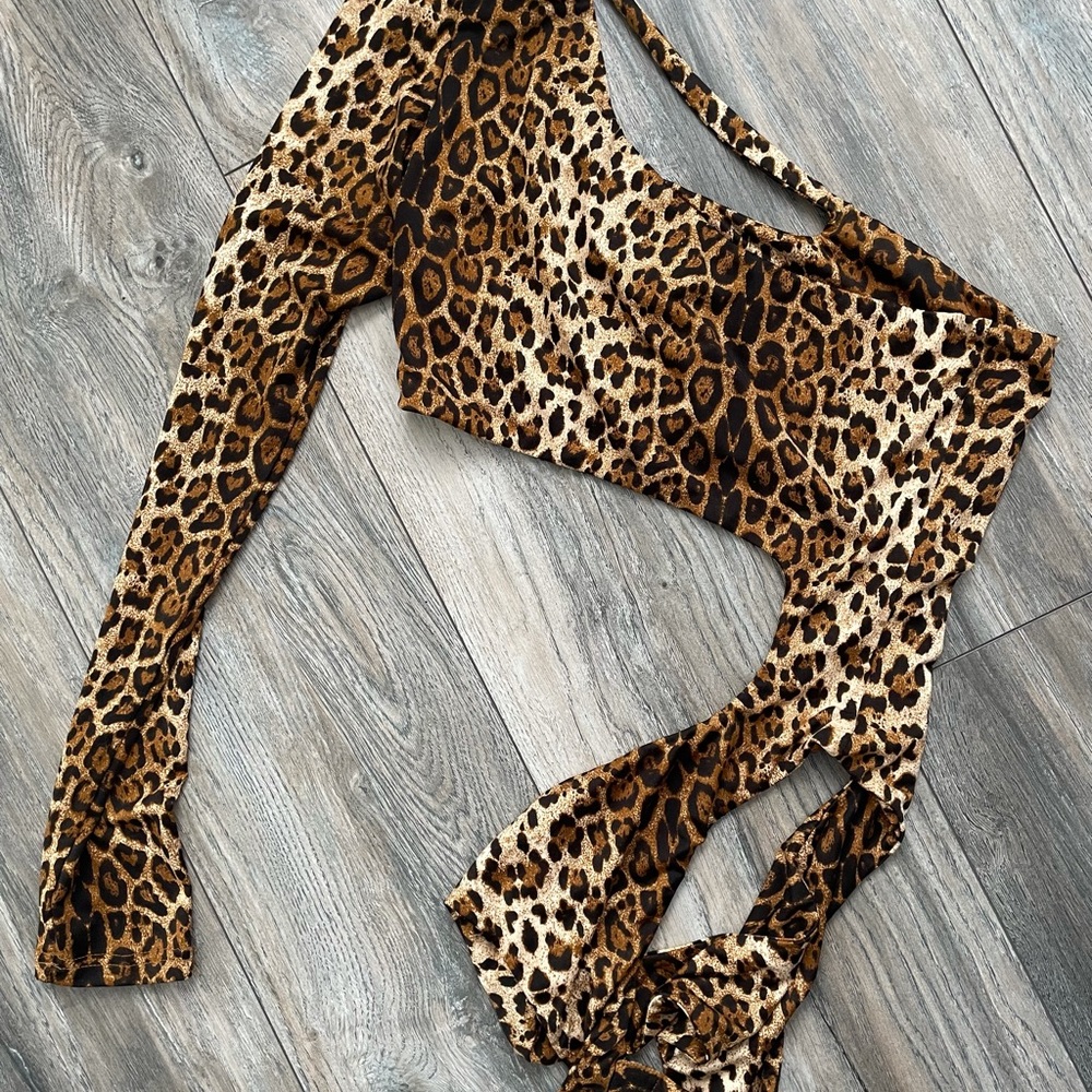 I.AM.GIA CHEETAH PRINT BIKINI ONE PIECE SIZE:M.     Great for festivals / summer
